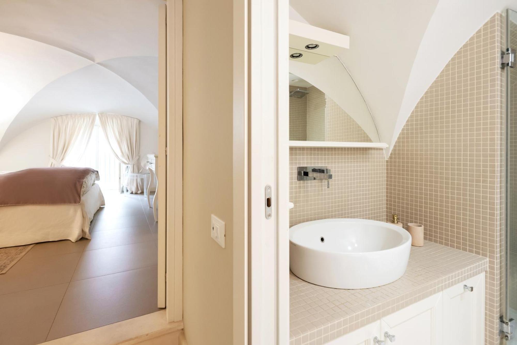 B Sicilian Charming Stay - Luxury Loft Катания Экстерьер фото